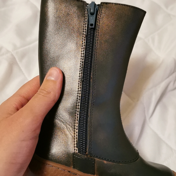 Livie & Luca Blue Gold Tiempo Boots Size 5 (baby) - Picture 9 of 11